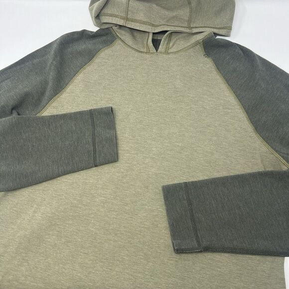 Lululemon Pullover Hoodie Men's Small Green Long Sleeve Two Tone‎ Sleeves - Picture 1 of 5